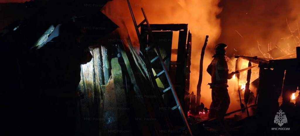 В Курской области за неделю произошло около 40 пожаров, погибла женщина