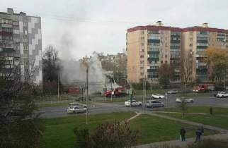 В Курске на улице Студенческой загорелась «Волга»