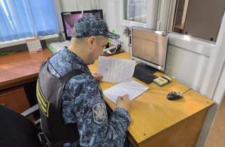 В Курске мужчину арестовали на 5 суток за нецензурную брань в суде