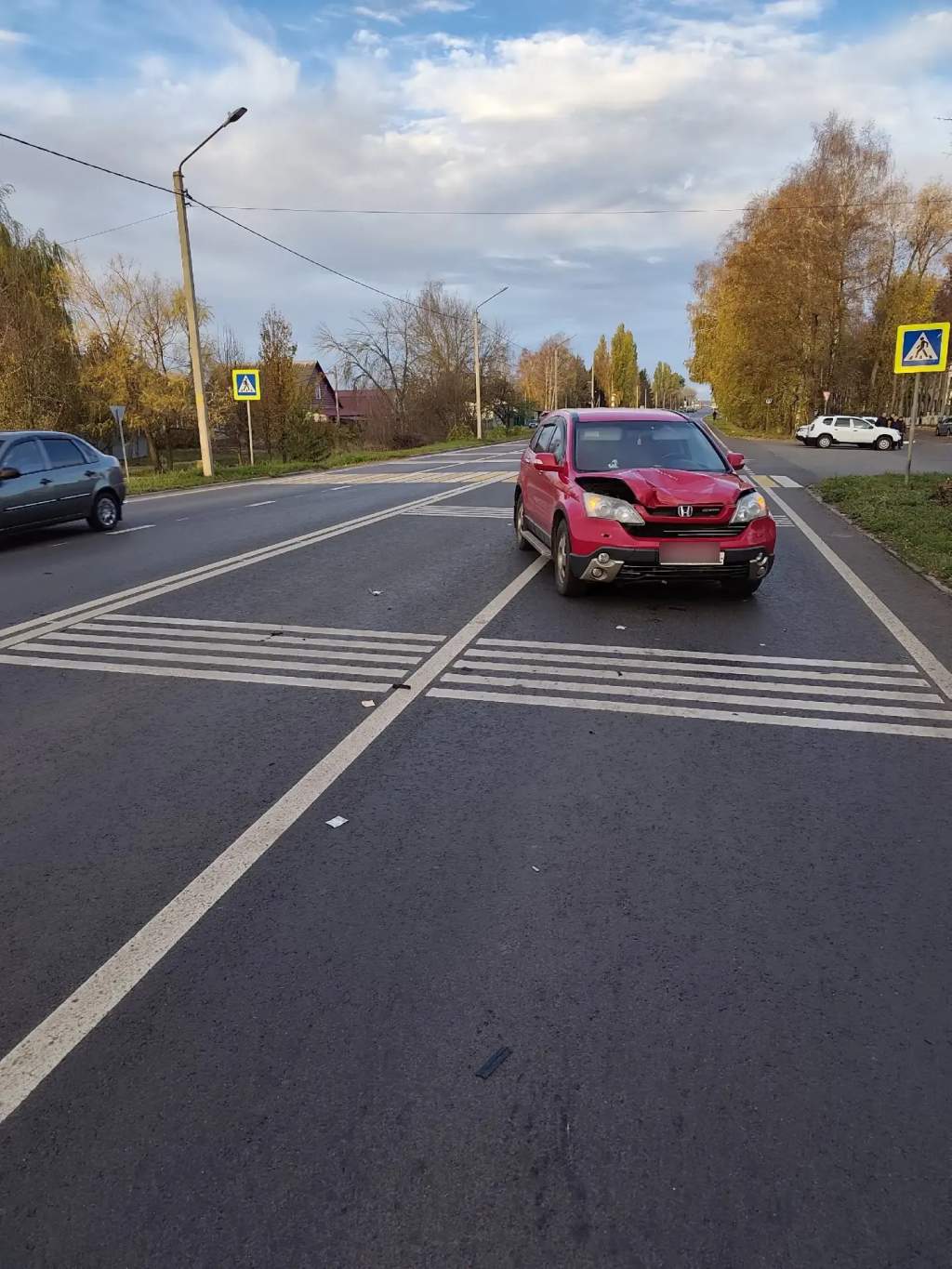 В Курской области Honda CR-V сбила пешехода, пострадавшего увезли в больницу